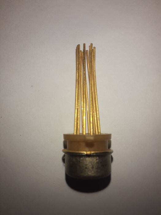 Мікросхема 124КТ1А та 140УД1Б