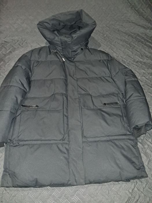 Великого розміру зимова жіноча куртка