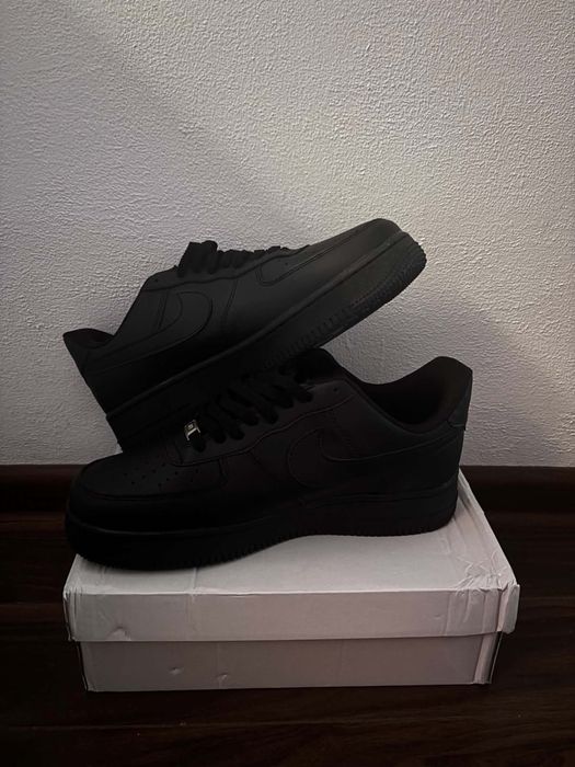 czarne air force 1