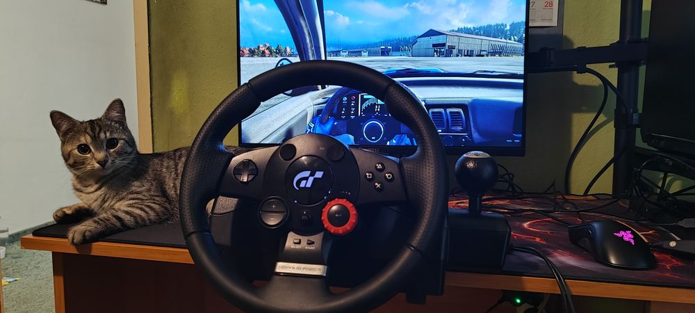 Kierownica Logitech driving force GT