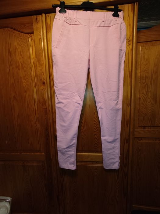 Różowe spodnie damskie r M-L(38-40)