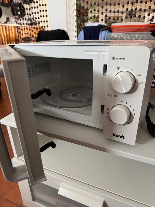Micro-ondas KUNFT