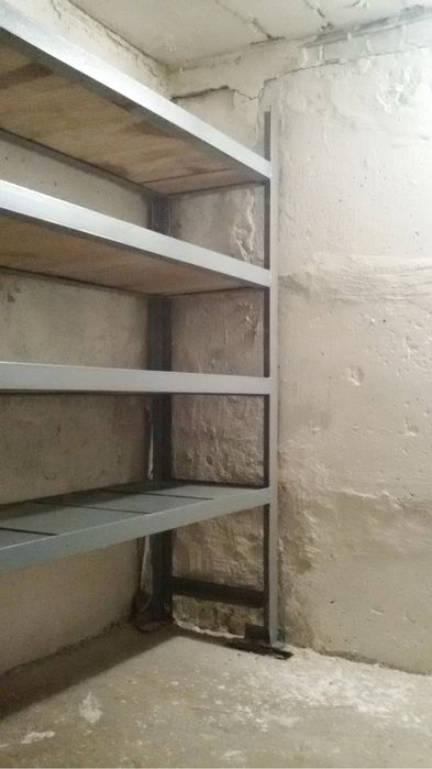 «Великий капітальний гараж 35 м² в центрі, АК №29, сухий підвал»