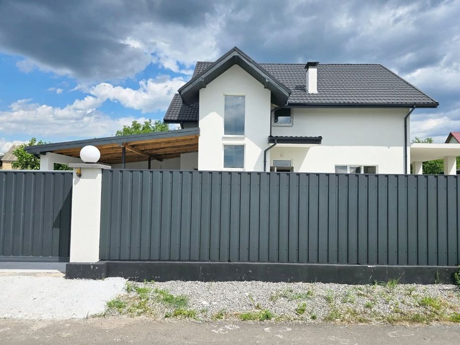 Будинок 170 м2 2 тераси навіс 2 авто Підгірці Ходосівка поруч блакитне озеро 10 км Київ поруч Лісники Романків Козин Конча Заспа 20 хв Печерськ
