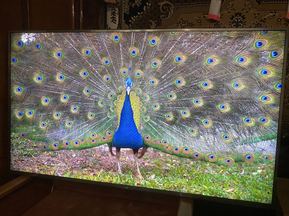 Продам 55 lg smart tv Т2