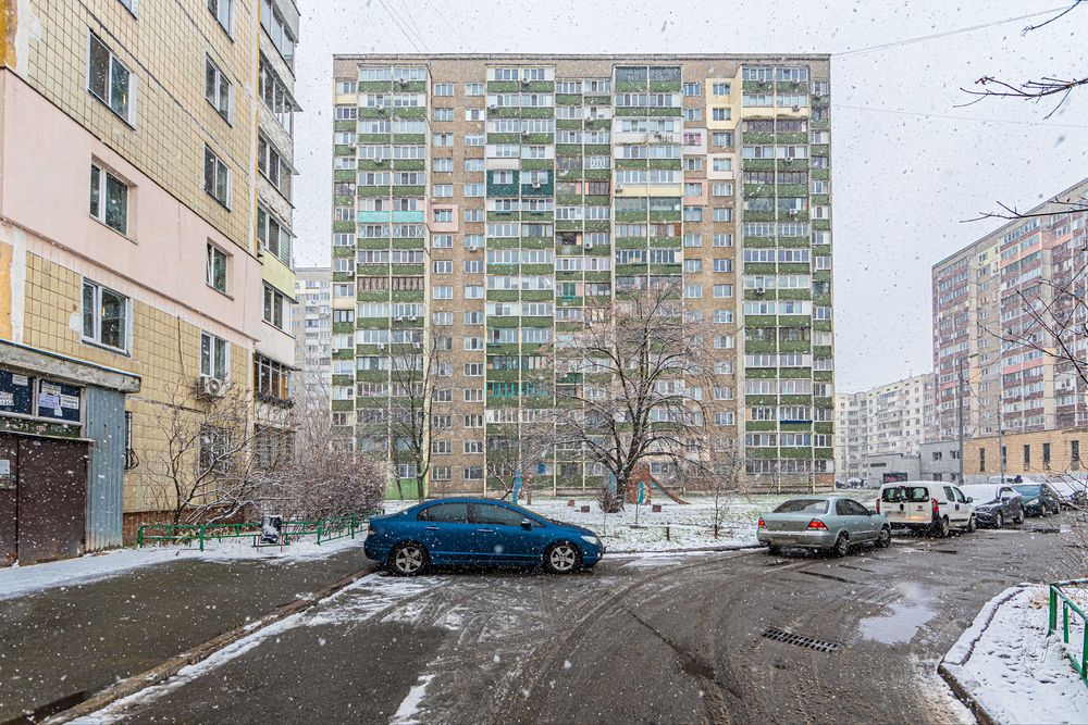 2к квартира з якісним ремонтом | Троєщина | Рейгана 16