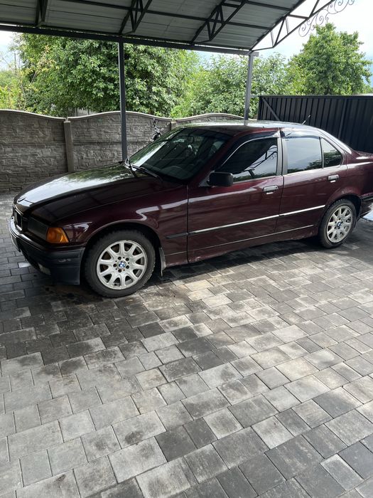 Продам  БМВ е36