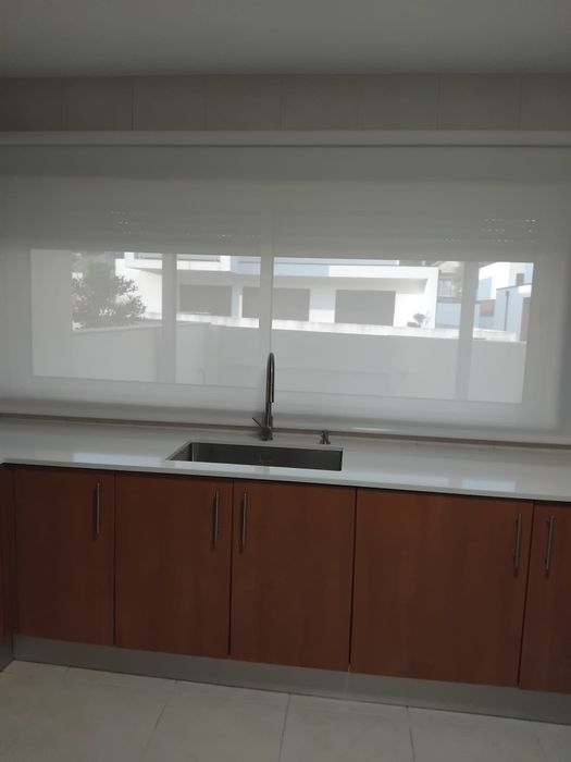 Estore de rolo por medida