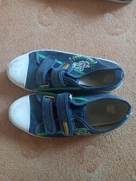 Trampki szkolne r. 36