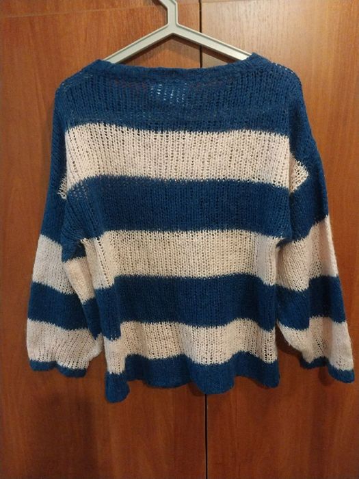 Светр жіночий, розмір S