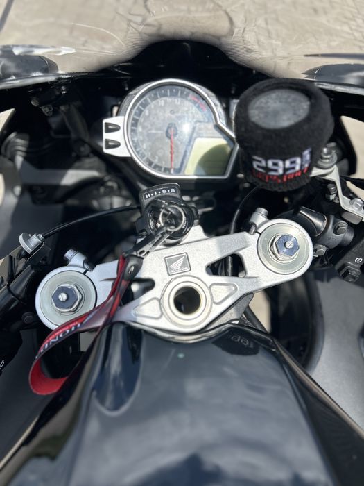 Honda cbr 1000rr