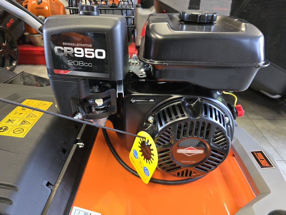 Wertykulator spalinowy Oleo-mac WE40B Briggs&Stratton