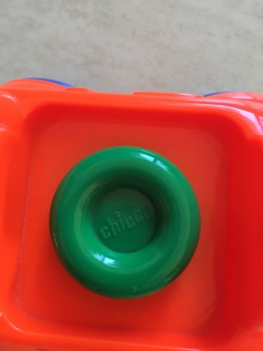 Машинка первый конструктор Chicco