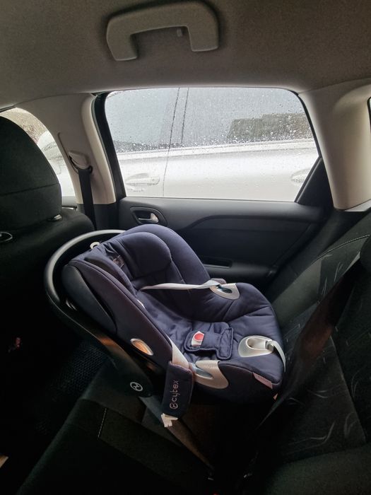 автолюлька Cybex Aton Q автокрісло 0+