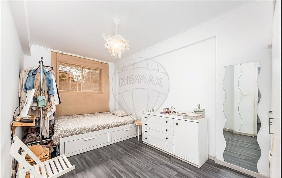 Alugo quarto com despesas incluídas