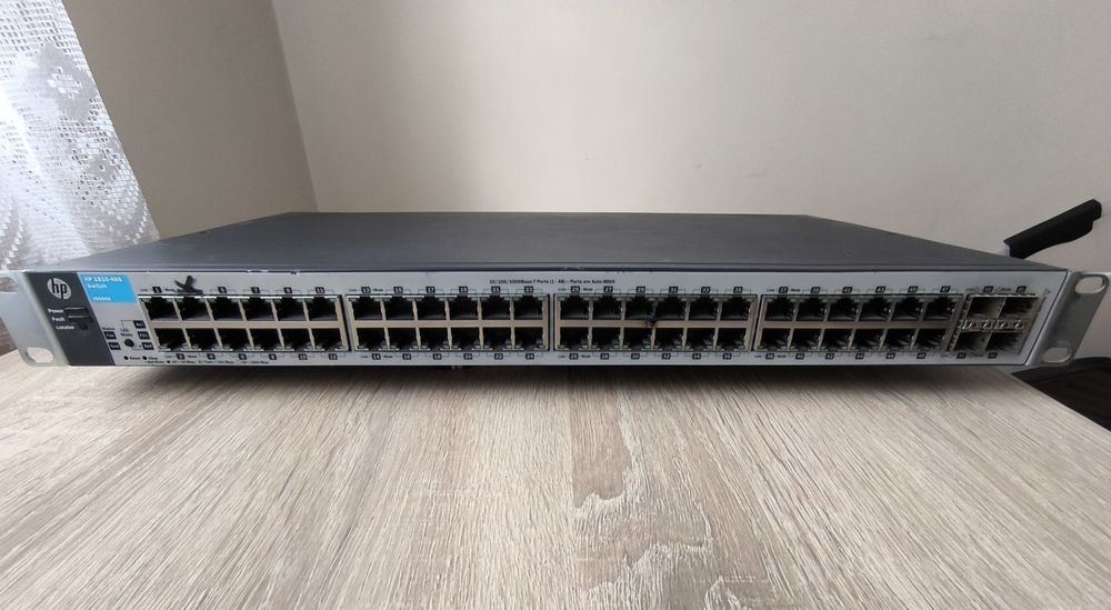 Zarządzalny przełącznik sieciowy HP 1810-48G Switch J9660A.