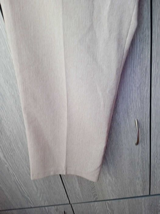 Брюки   светлые  летние