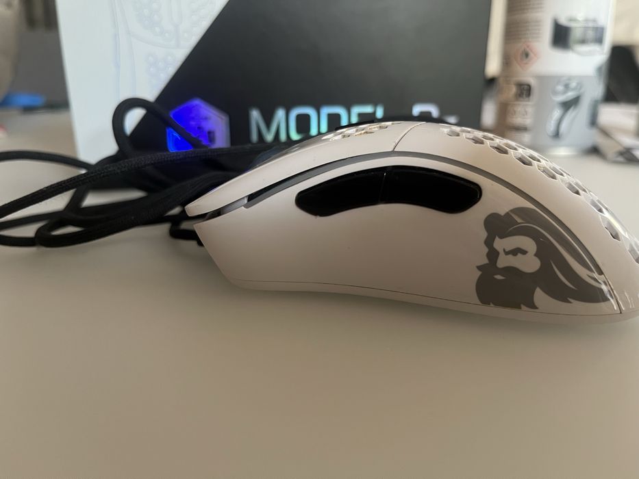 Myszka glorious model D-