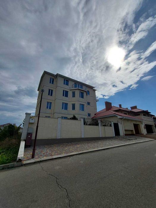 Здам будинок під ваш вид бізнесу: клініка, готель, садочок, Совіньон,