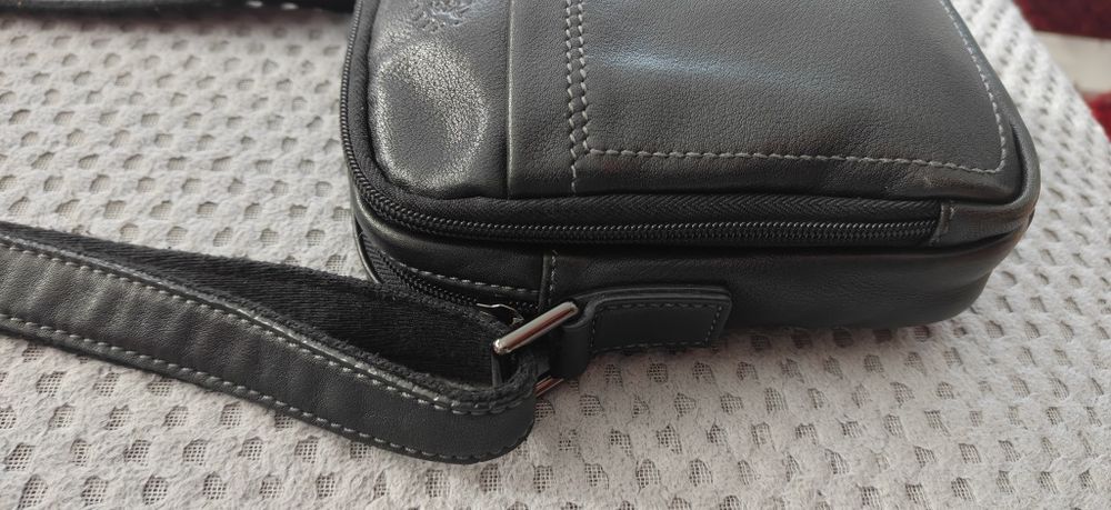 Bolsa FRANCIEL Paris de Ombro Slim Pele Preta
