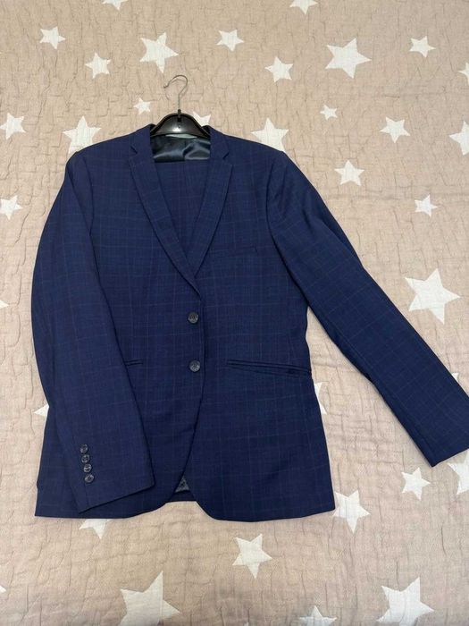 Продам чоловічий костюм