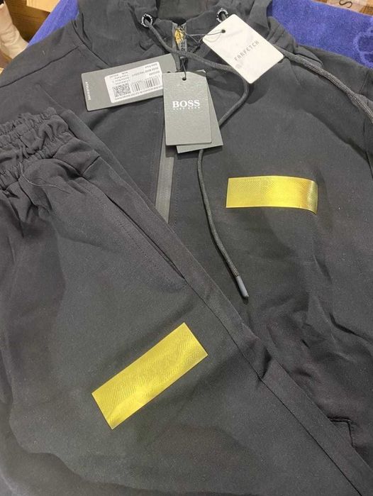 Komplet dres Boss z złotym znaczkiem męski premium