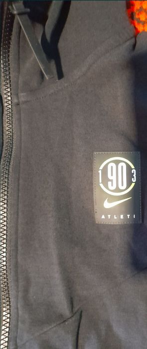 Casaco de fato de treino Nike tá novo ( foto ma..)