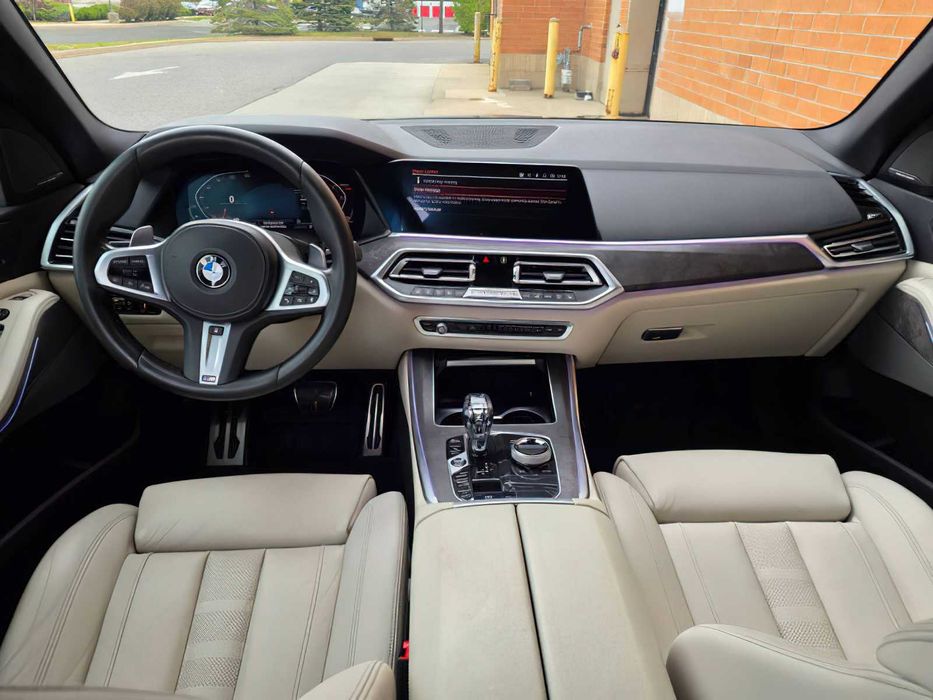 BMW X5 xDrive50i      2019