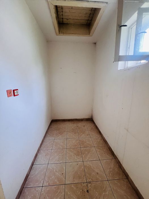 Продаж цегляного будинку в м.Берегове, 186 кв.м , 10 соток ділянки.