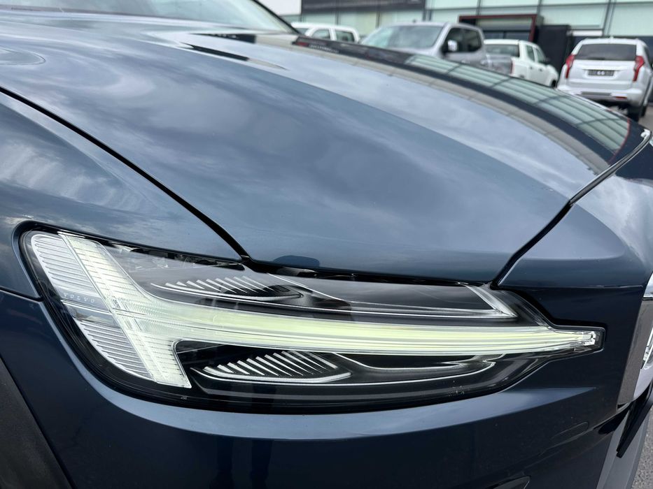 Volvo V60 Cross Country B4 diezel