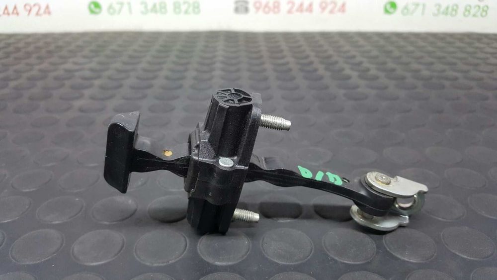 RETENTOR DA PORTA DIANTEIRA DIREITA OPEL COMBO D KASTEN L1H1 2,2T