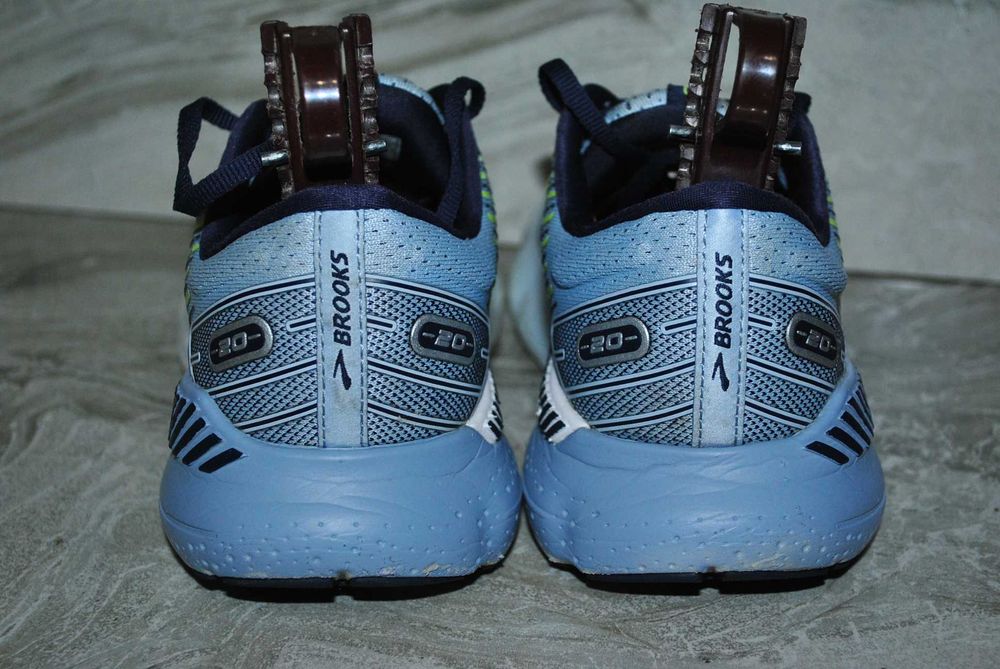 кроссовки brooks 40 размер на мальчика