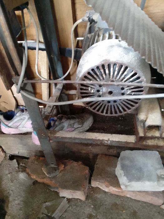 Продам циркулярки 2шт