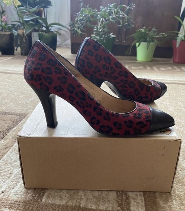 Туфлі фірмові шкіряні р. 36