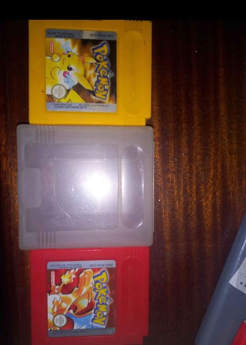 Pokemon red e pokemon yellow game boy