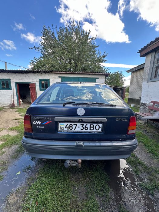 Продам авто OPEL Kadett