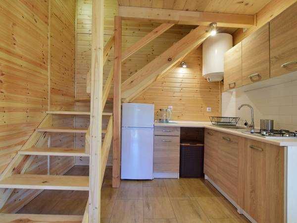 Cykady domki 6 osobowe, 7 minut do jeziora i centrum, klimatyzacja