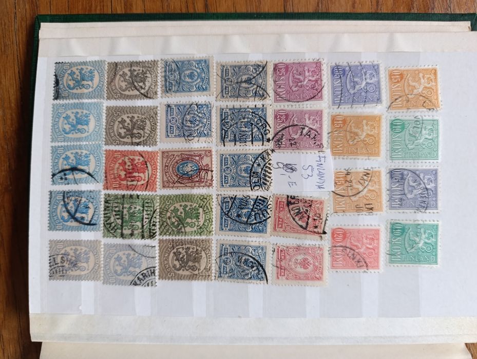 11 klaserów ze znaczkami cały świat