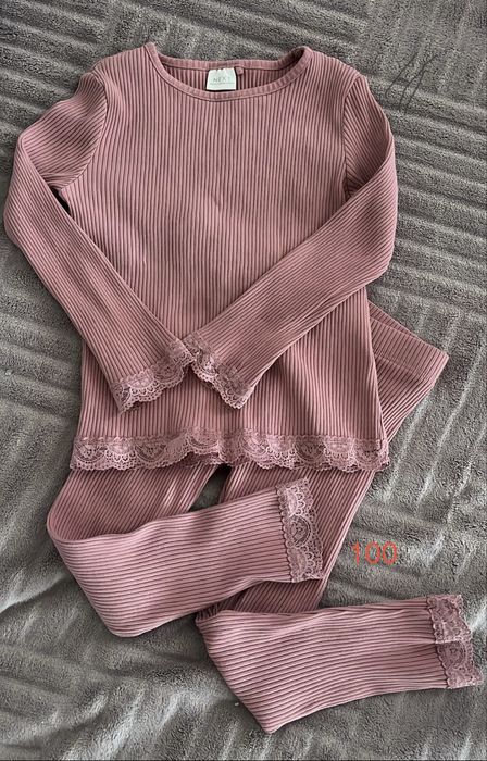 Одяг для дівчинки штани кофта майка 98-104