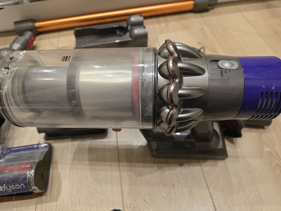 Dyson v10 absolute uszkodzony