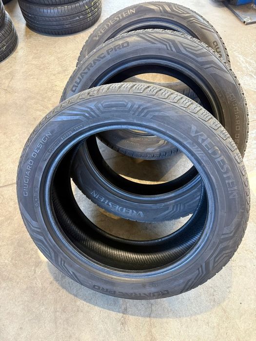 Vredestein quatrac pro 235/50/19
