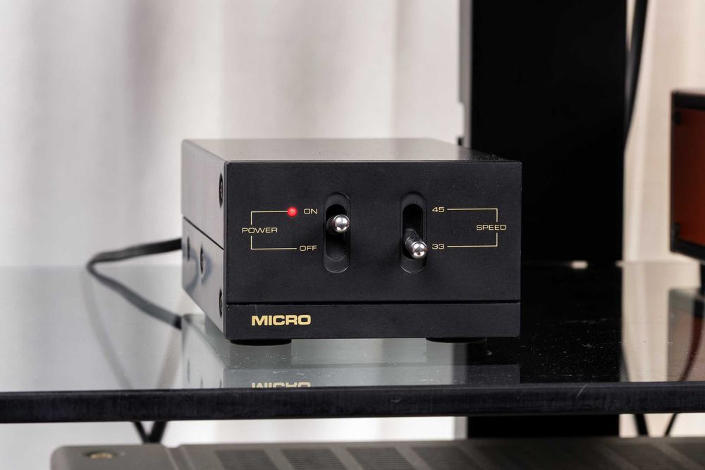 Виниловый проигрыватель Micro Seiki DDL 120