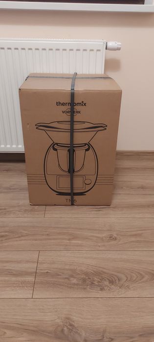 Sprzedam Nowy Thermomix 6