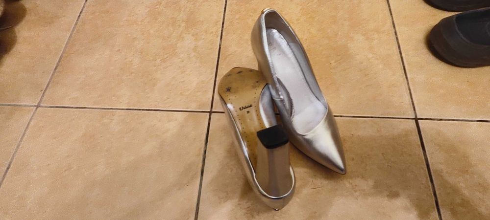 Buty damskie srebrne skórzane Polański