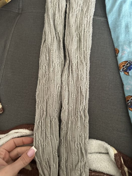 Szare rajstopki wzorek