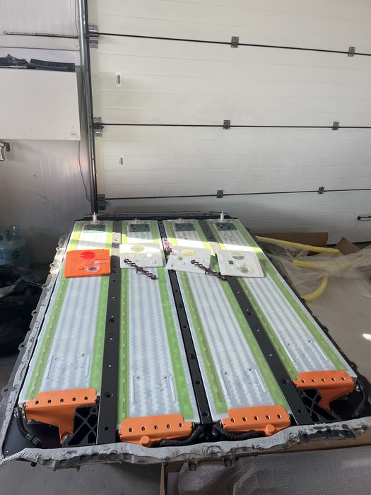 Продам модулі в дисбалансі  Tesla M3/MY 75kWt