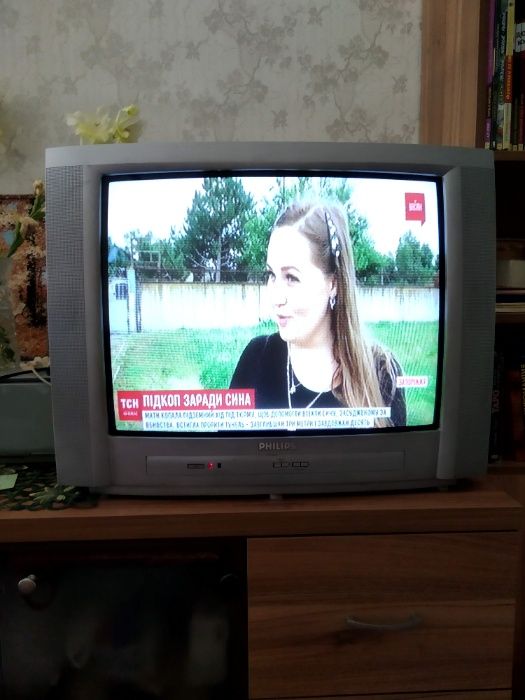 Телевизор PHILIPS 25PT4457/58 Польша рабочий