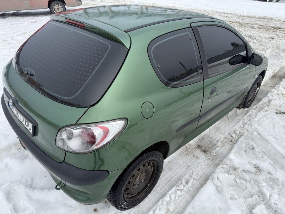 Peugeot 206 1.9дизель 2000року