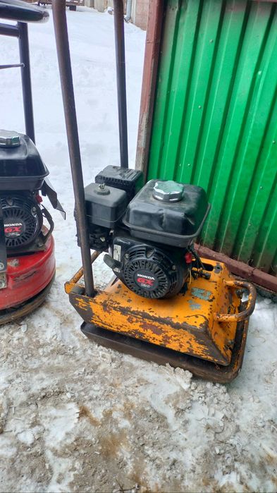 Zagęszczarka do ubijania gruntu