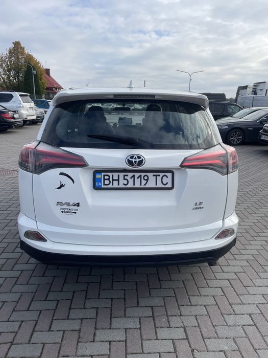 Продам машину гарний технічний стан без торгу